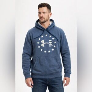 Under Armour man freedom hoodie pullover 
Size large cold gear loose fit